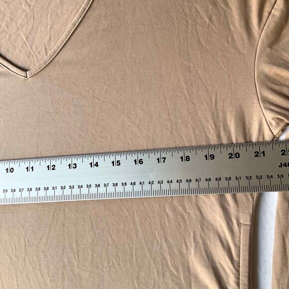 SHEIN Women’s 3/4 Sleeve V-neck Stretchy Blouse size L, Natural Beige - Picture 3 of 7